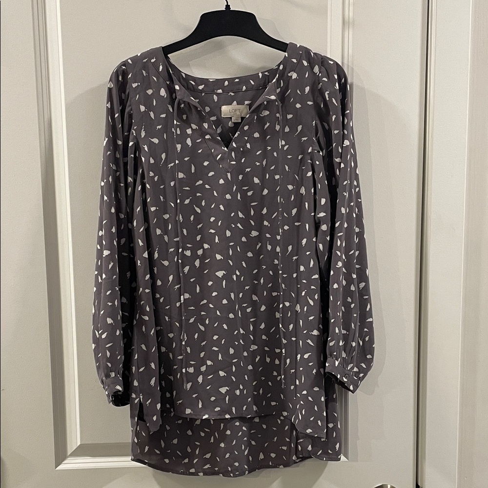 LOFT Gray Patterned Blouse, Women’s Small